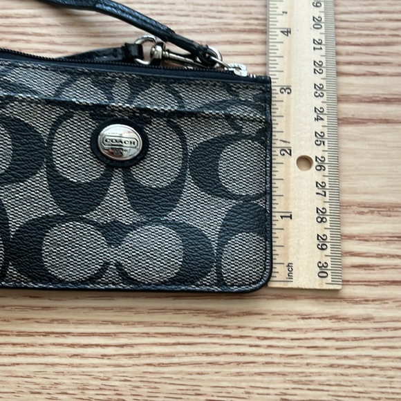 Coach Key and Credit Card Holder - Classic Peyton Print - Picture 7 of 11